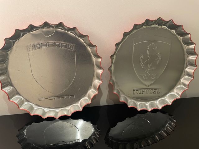 Placas Decorativas Porsche y Ferrari