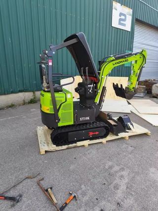 Mini excavadora Landward