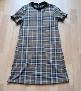 Vestido cuadros Stradivarius