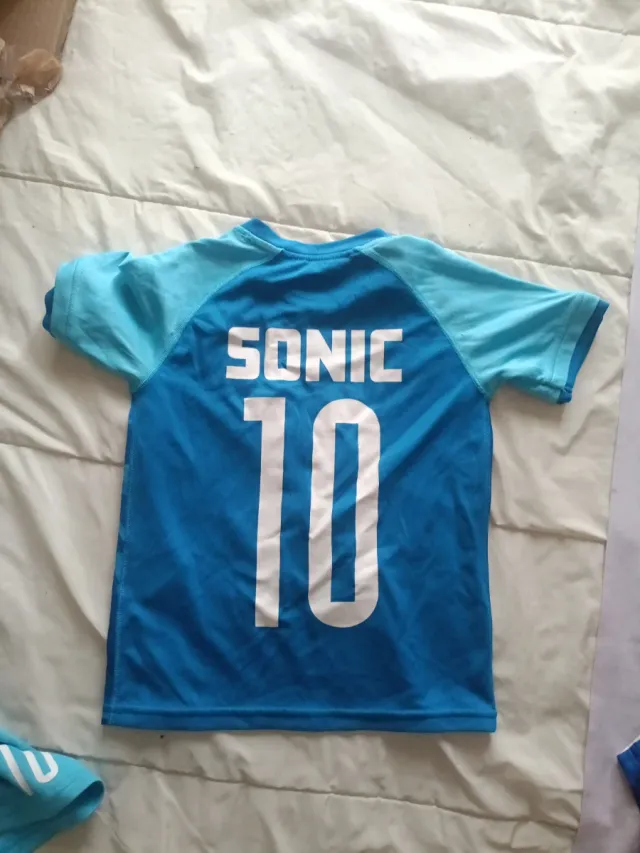 Conjunto equipación fútbol Sonic