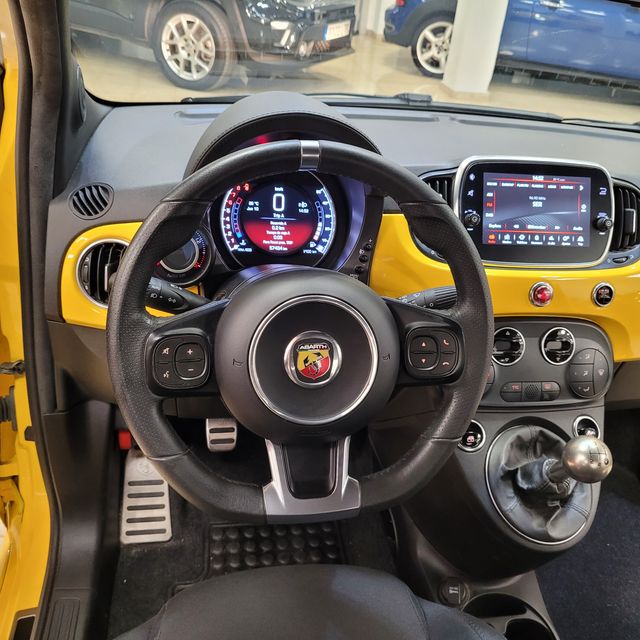 Abarth 595 2020