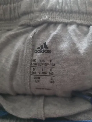 Pantalón Adidas Gris Talla M