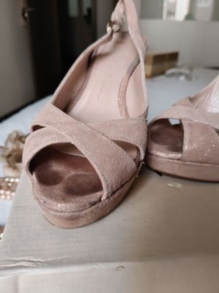 Zapatos y bolso color nude talla 35
