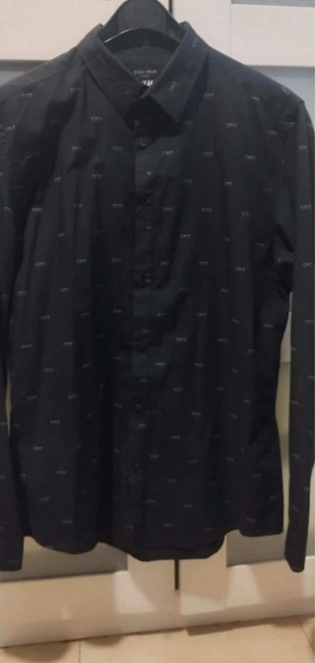 Camisa H&M estampada gafas