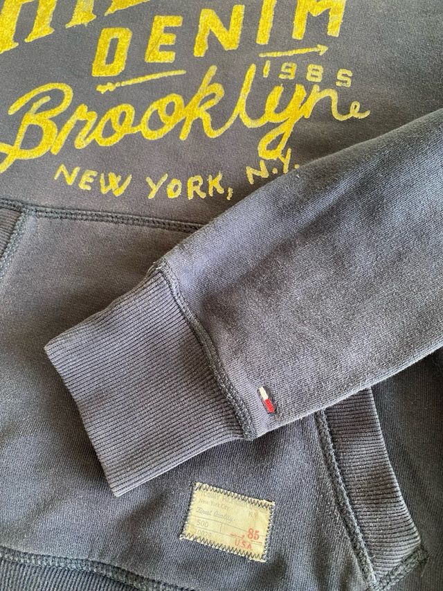 Sudadera Tommy Hilfiger Denim azul.