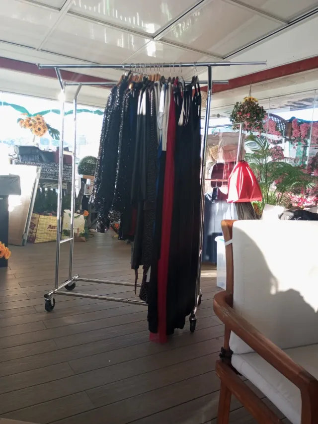 Burro para ropa de acero inoxidable.....