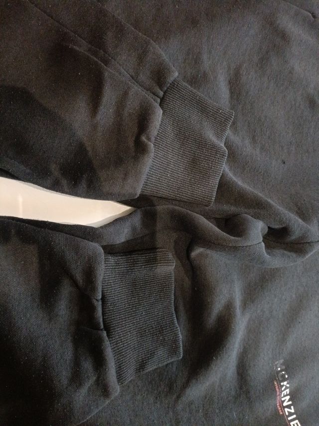 Pantalón chándal McKenzie negro