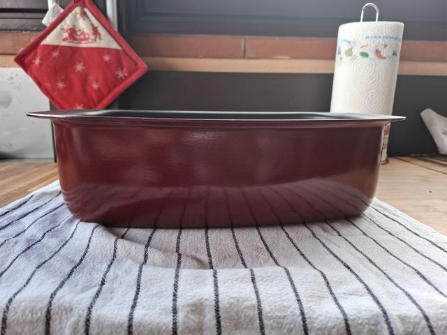 Casseruola per arrosti nuova