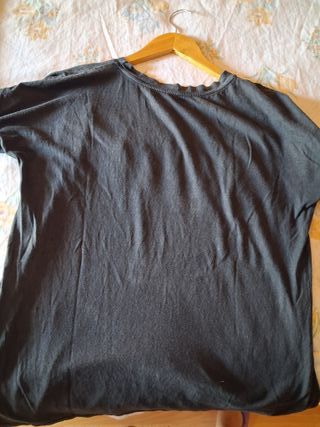 Camiseta Zara Negra