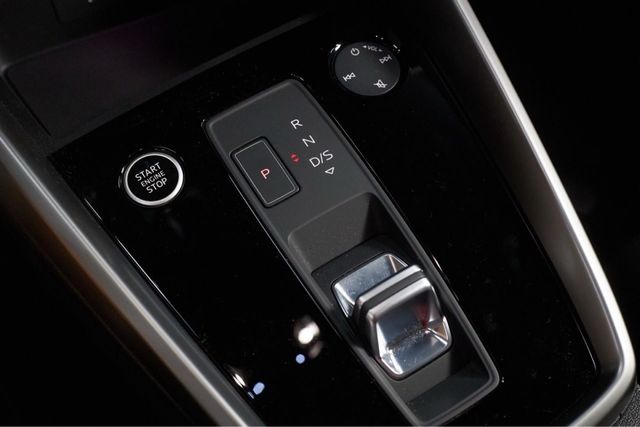 AUDI A3 SPORTBACK 45TFSie 245cv Competition