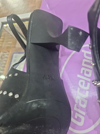 Zapatos Zara Negros Tacón Tachuelas