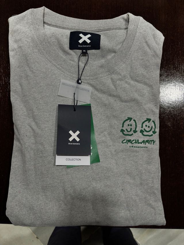 Camiseta Blue Banana XL Nueva