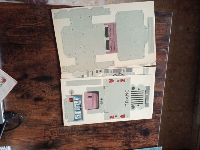 2 Recortables Jeep y Cenicienta