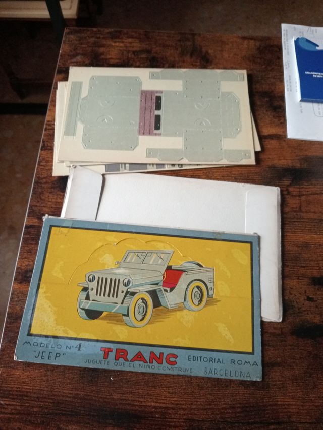 2 Recortables Jeep y Cenicienta