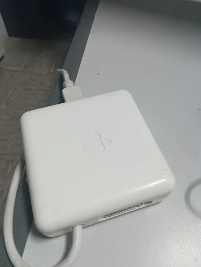 Monitor Apple metacrilato 20 pulgadas cinema dis