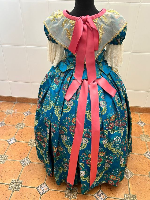 Traje de Fallera Azul