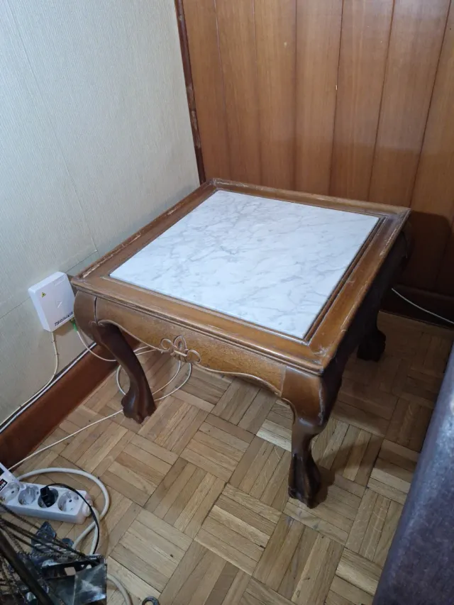Mesita auxiliar madera y mármol