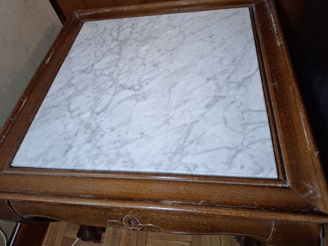 Mesita auxiliar madera y mármol