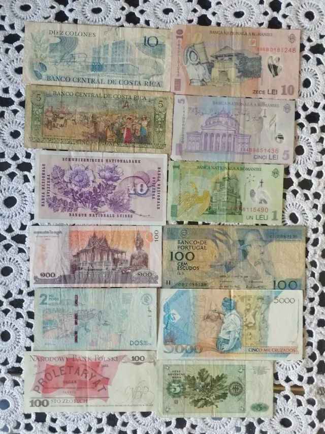 Lote de Billetes Extranjeros Varios