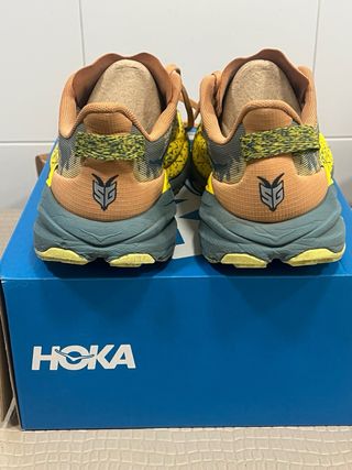 Zapatillas Trail Hoka Speedgoat 6 con muy poco uso