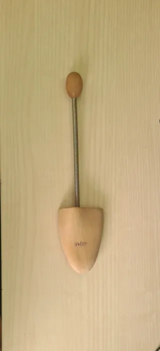 Horma de madera para zapato