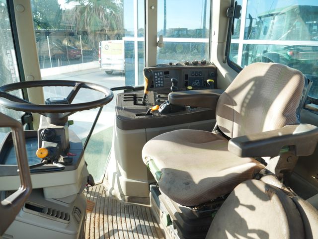 Tractor John Deere 6920