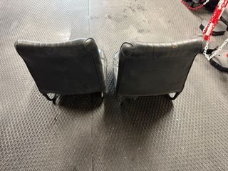 Asientos delanteros Authi mini clásico.