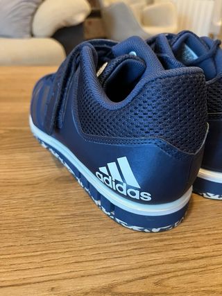 Zapatillas Adidas Powerlift Talla 44