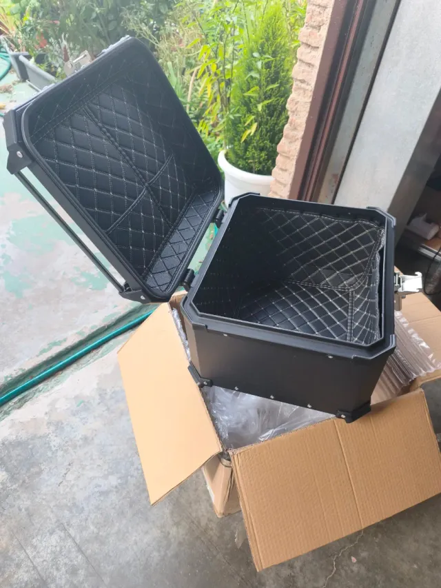 Baúl Moto Negro Aluminio 40×45
