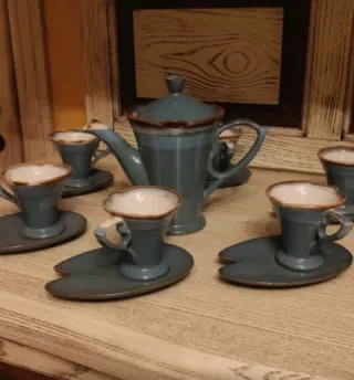 Servizio da tè in ceramica