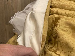 Falda fallera dorada brocada