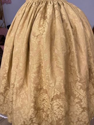 Falda fallera dorada brocada