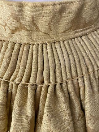 Falda fallera dorada brocada