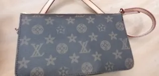 5 Bolso de mano y bandolera