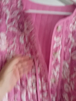 Chaqueta acolchada rosa floral