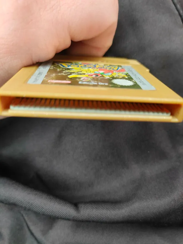 Pokemon Oro Game Boy