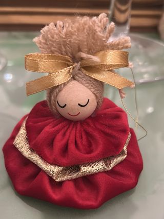 Bambolina Velo Rosso e Oro Fatta a Mano