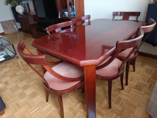 Conjunto mesa extensible y 6 sillas comedor
