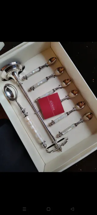 Set posate Sòvrani argento e madreperla