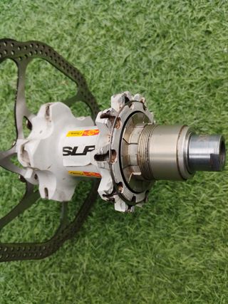 Buje Mavic SLR. Núcleo Sram.