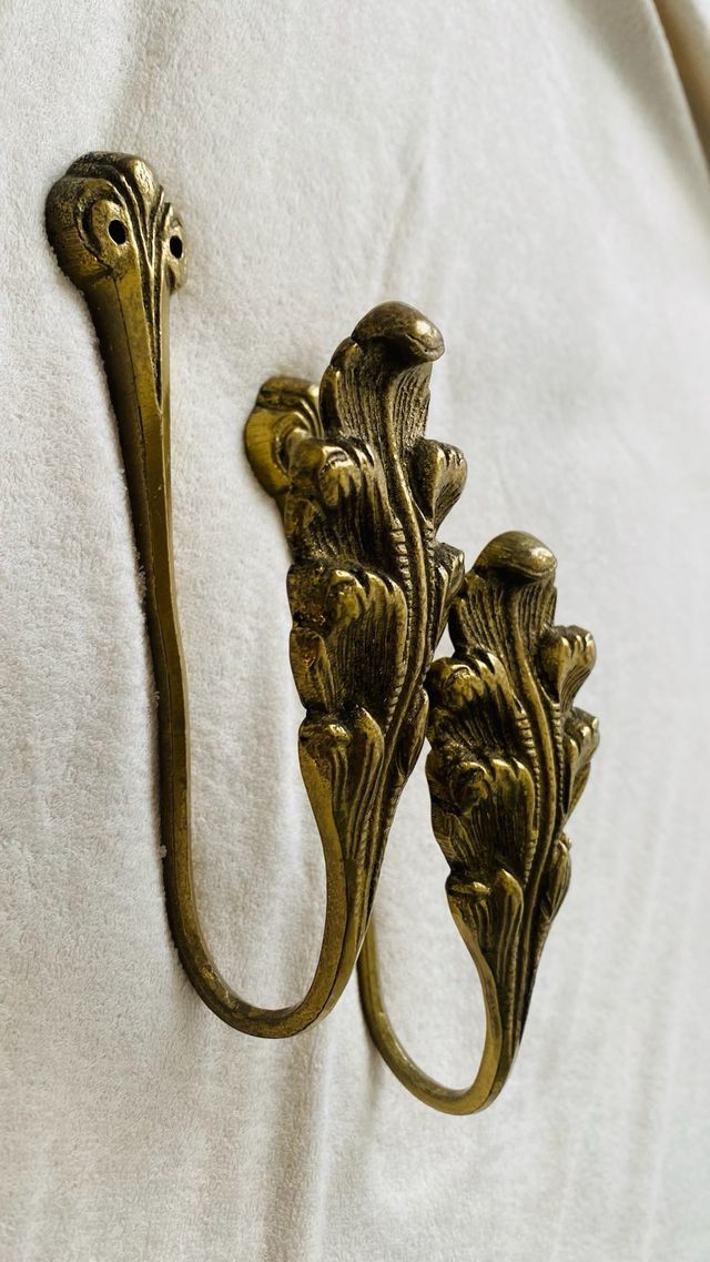 Colgadores vintage metal dorado hoja