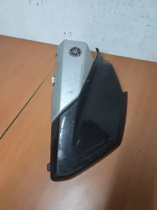 Carenado Lateral Yamaha Nmax