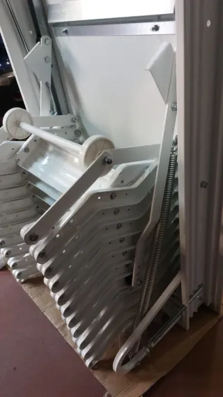 Escalera Escamoteable 124x63.5