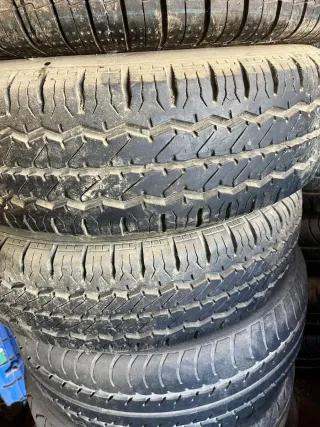 Neumáticos de coche 195 75 14 c 106 104Q