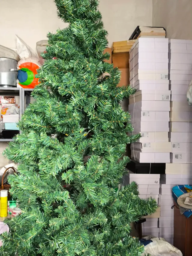 Albero di Natale artificiale altezza 1,70