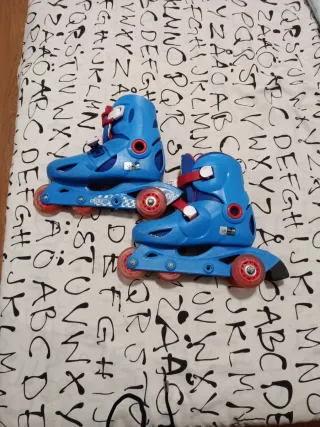 Patines infantiles ajustables azules talla 32-34