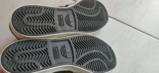 Scarpe donna Adidas nere e rosse