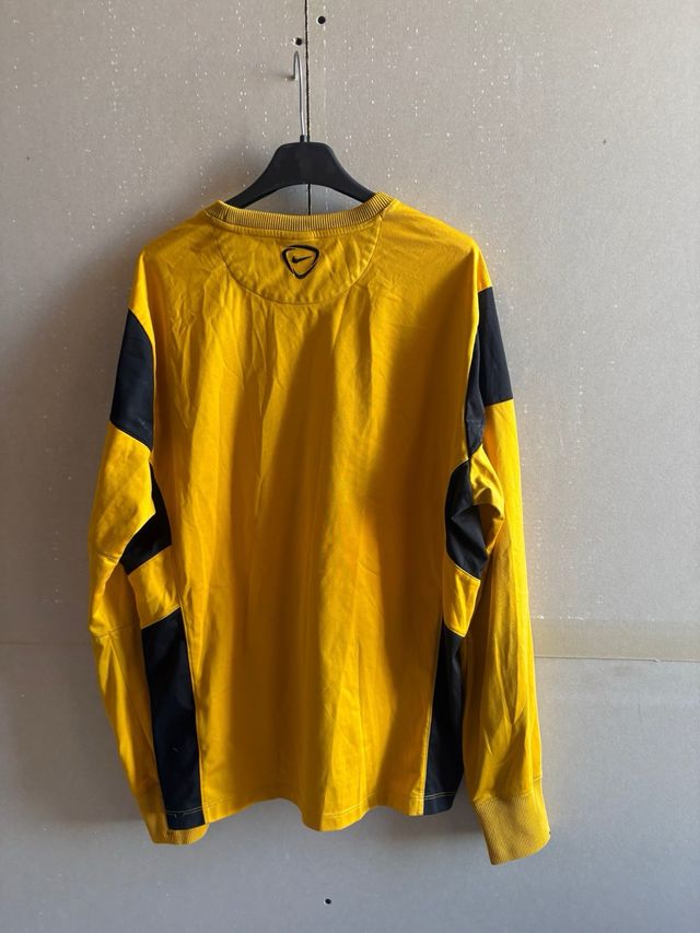 Maglia Nike manica lunga gialla e nera