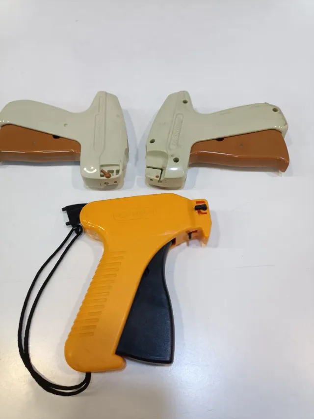 Pistola Etiquetadora Ropa (3uds)