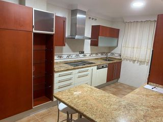 Ático en alquiler en Playa Bajadilla - Puertos en Marbella